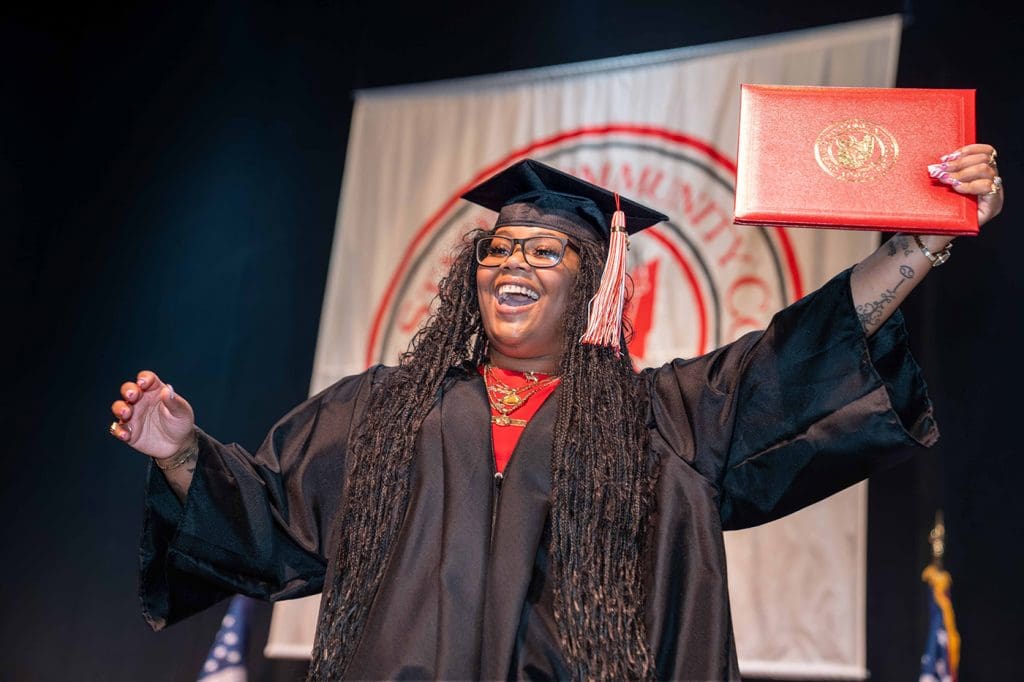OwensCC's tweet photo. 🎓 BIG stage for a BIG milestone!

Owens Community College is moving its 60th Spring Commencement to the Huntington Center in downtown Toledo!

One ceremony. Unlimited guests. A celebration worthy of our grads. 🎉

Details here 👇
🔗 https://t.co/L1Do4unlV8 https://t.co/QLumTpMR4A