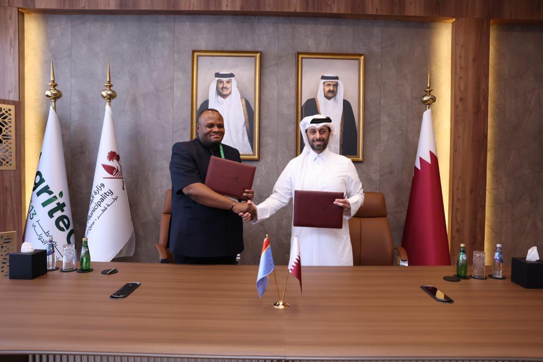 valeriekabeya's tweet photo. Quelques jours après la signature du partenariat stratégique entre la Ville de Kinshasa 🇨🇩 et la Municipalité de Doha🇶🇦, je me réjouis du chemin parcouru.

Cet accord, préparé dans le prolongement des engagements déjà établis entre nos deux États, illustre la vitalité d’une diplomatie économique agissante, structurée et tournée vers des résultats tangibles.

Modernisation urbaine, transfert d’expertise, formation, innovation : Kinshasa et Doha franchissent une nouvelle étape dans une coopération appelée à durer.
@DRCinQATAR 
@daniel_bumba_01