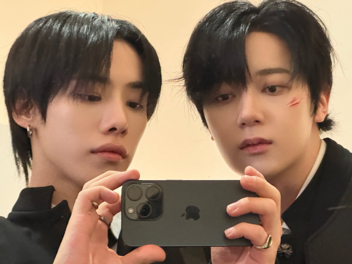 OX] 🤟🏻 #OMEGA_X #오메가엑스 #オメガエックス #젠 #XEN #ジェン