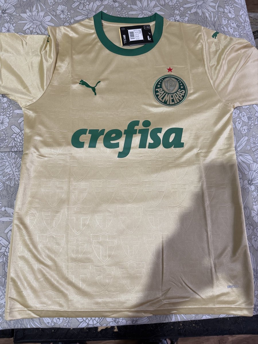 GecSucata's tweet photo. @JINfutebol Feedback sensacional!!!!
Achei a Jin aqui e fui testar, comprei essas camisetas, e a qualidade de atendimento (com suas limitações de horário e idioma) mesmo assim sempre tirando as dúvidas.
Sobre a qualidade das camisetas, são sensacionais, todas com muito detalhe e a textura. https://t.co/OoW8NlZjKJ