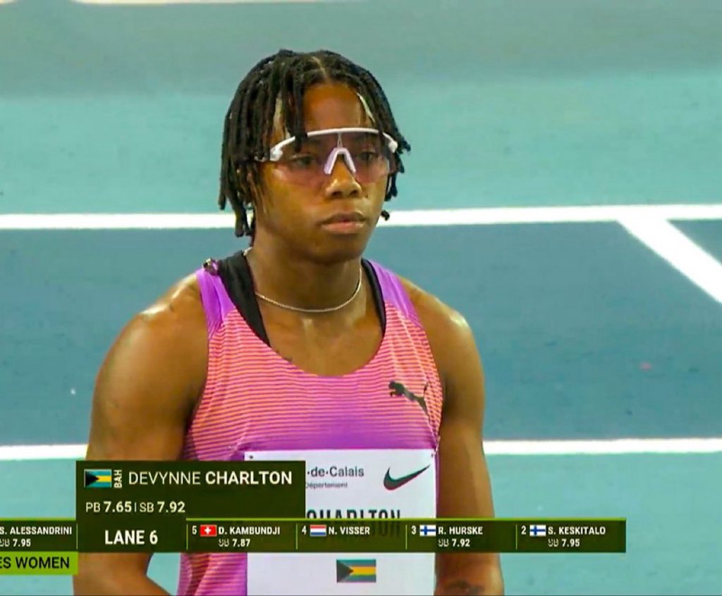 7.79s!!🔥

Devynne Charlton 🇧🇸 powered to a Season's Best (SB) of 7.79s to win the women's 60mH at the Meeting Lievin, beating Pia Skrzyszowska 🇵🇱 who ran 7.83s.

Ditaji Kambundji 🇨🇭 was 3rd in 7.84s, followed by Megan Simmonds 🇯🇲 in a PB of 7.88s.