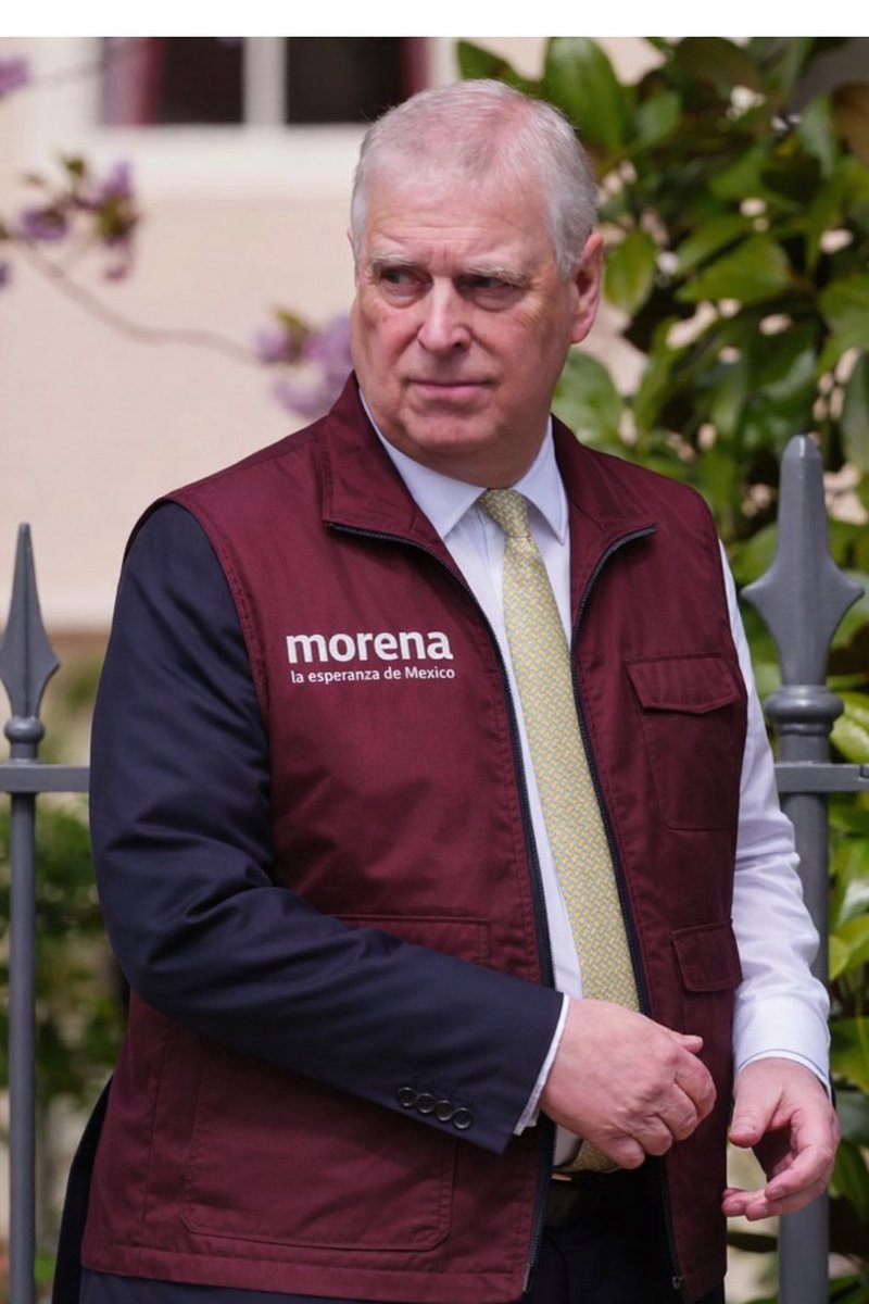 El exPrincipe Andrew ha de estar bien encabronado de no ser Mexicano y poder usar el chaleco de la inocencia!🚬🧐