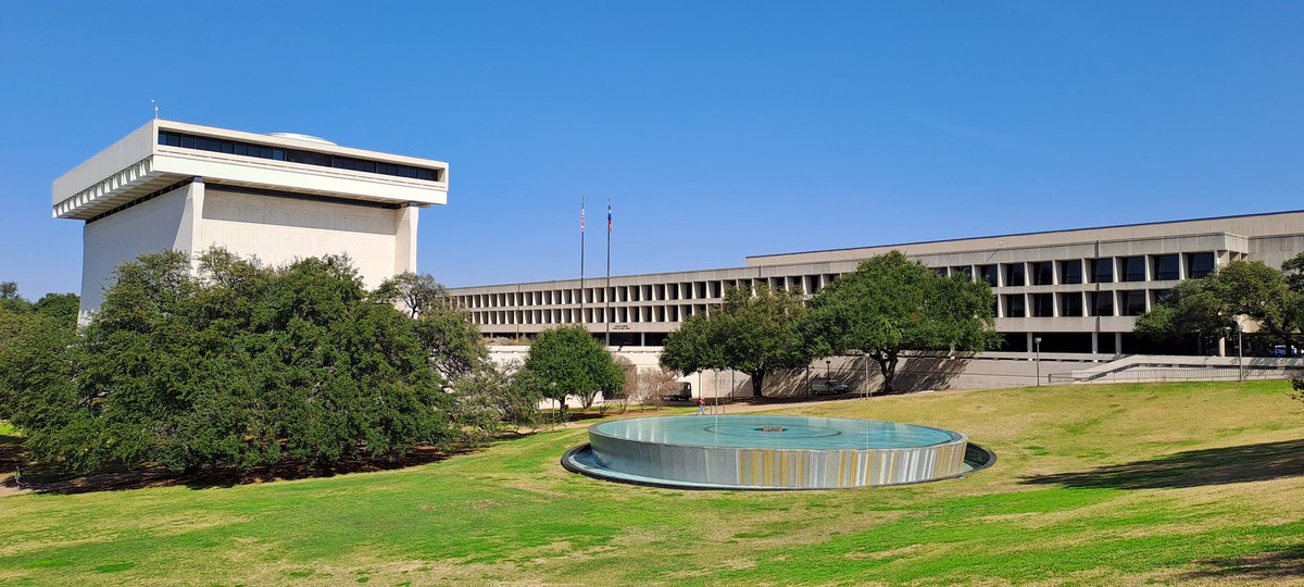 Chris Horton 何貴森 tweet media