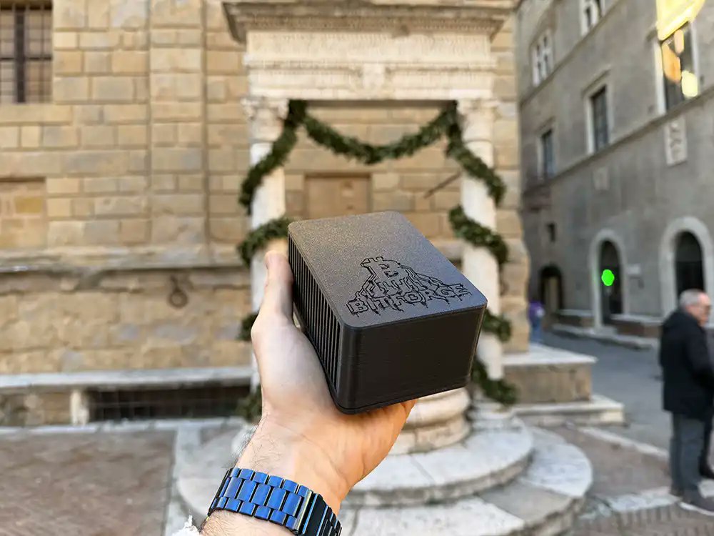 dtvelectronics's tweet photo. ForgeOS v1.1 by @wantclue is out for the #BitForgeNano. It's the first update since the release of our new device.
ASIC API support added, logging cleaned up. Small but solid first patch.
To update, head to Settings, Latest Release, then download and upload both files: bitforgeos.bin and www.bin.
Happy hashing!