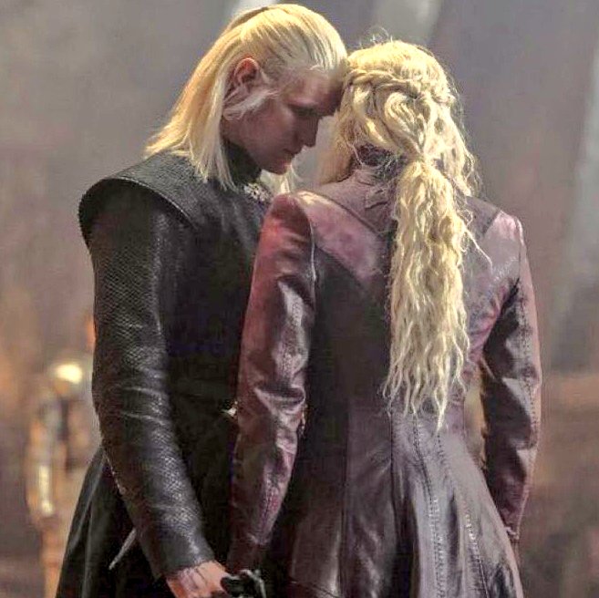 Mourning Jace/Viserys       Mourning Luke