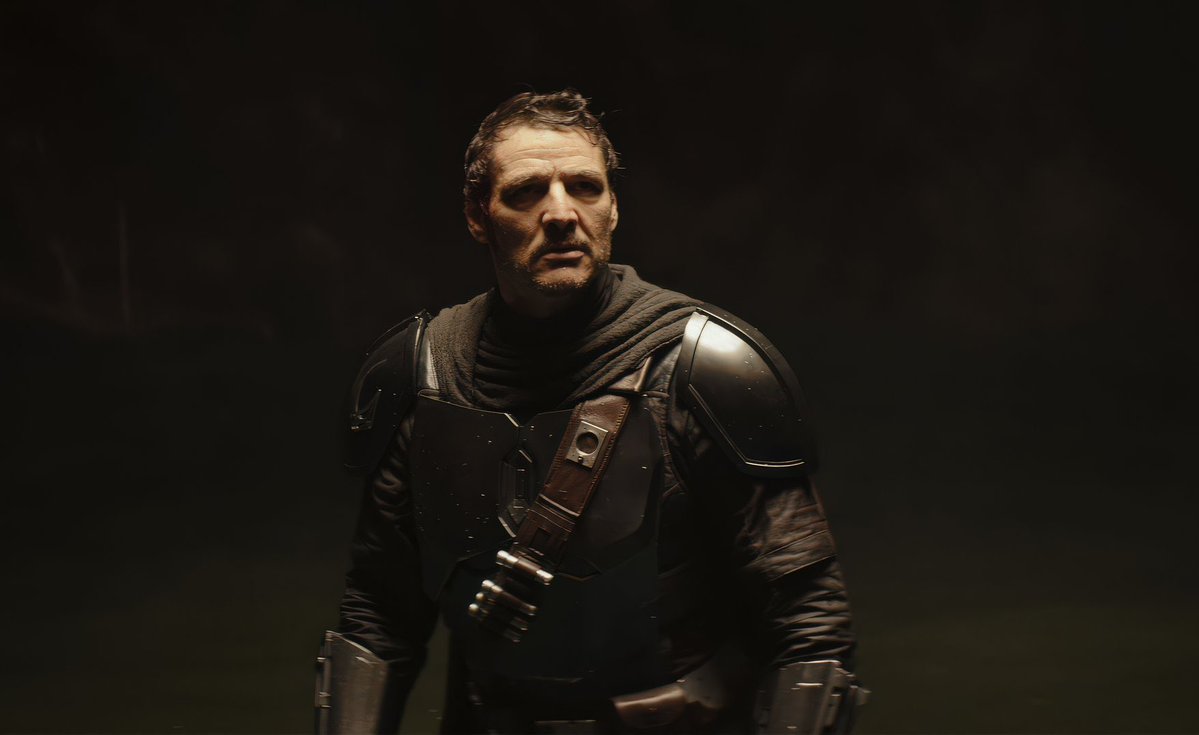 lukesoutpost's tweet image. Me when I see live action Embo and helmetless Din Djarin