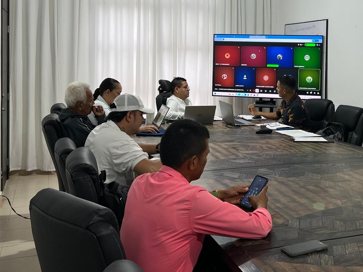 📍Desde el municipio de #PuertoLeguízamo, el director territorial de la #URT Putumayo, <a href="/CristianMulcue/">Cristian Felipe Araujo Mulcué</a>, participó del Comité de Justicia Transicional municipal, con el objetivo de articular acciones para llevar a cabo la política pública de atención, asistencia y reparación