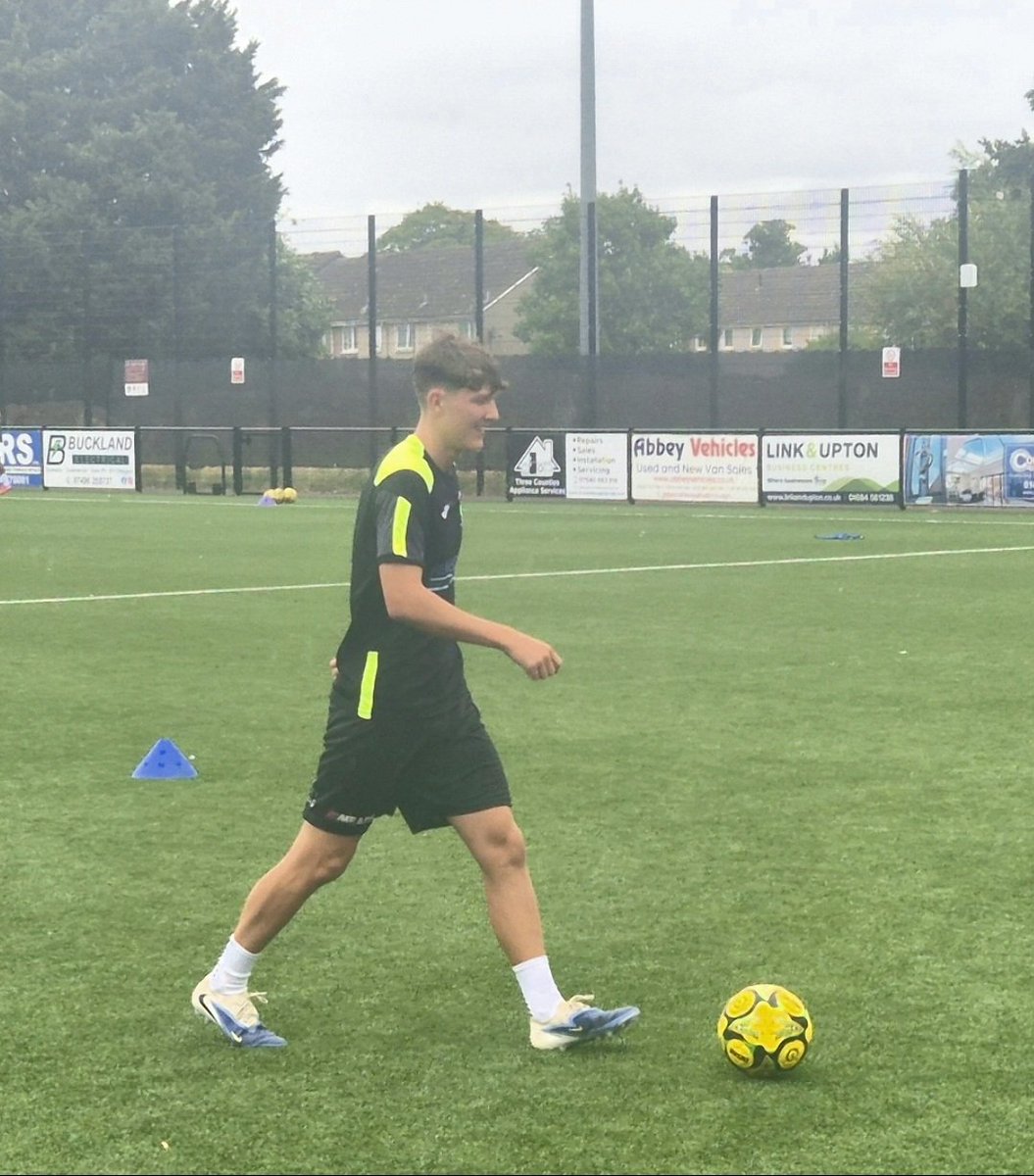 Melksham Town FC tweet media