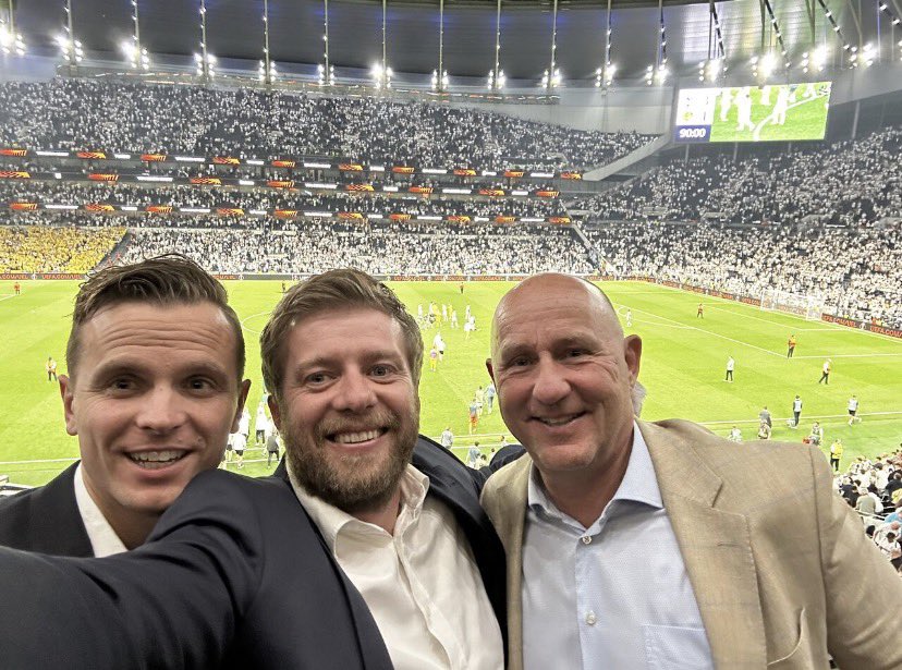 Nisselue på tweet media