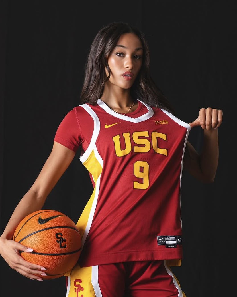 nicekicks's tweet photo. DID YOU KNOW 👀

USC star freshman Jazzy Davidson has a signature logo and it is 🔥🔥🔥 https://t.co/SNAiNvfHMs