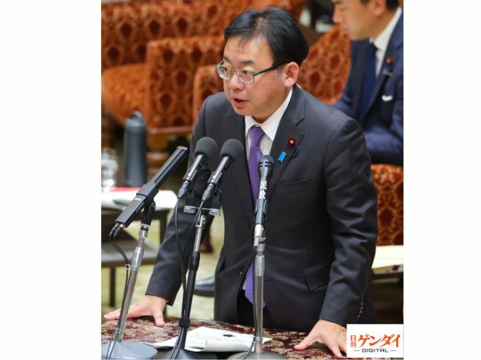 nikkan_gendai's tweet image. 昨年の総裁選時、高額療養費制度の負担上限額について「引き上げるべきではない」と反対していた高市首相。患者に寄り添う姿勢を見せていたが、総理になった途端に一変。引き上げを既定路線に据えています。 nikkan-gendai.com/?p=news_detail… #日刊ゲンダイDIGITAL