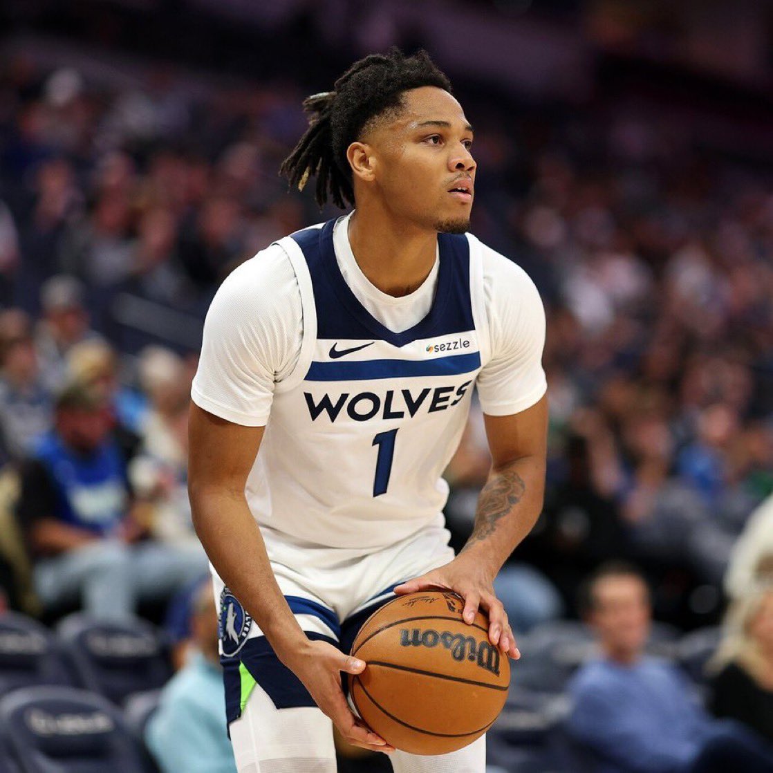 Wolves Lead tweet media