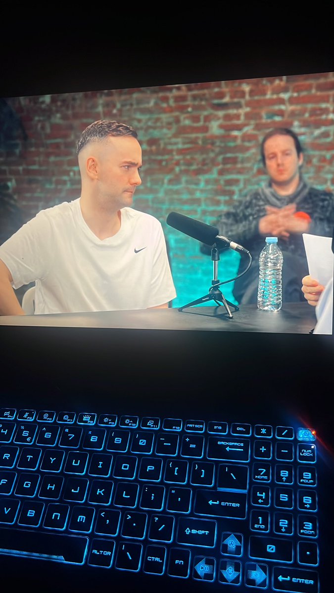 Obviamente tenían que llevar expertos que humillaran al xoka. Sentí que todo el video fuero micro aceptaciones de que el tenía razón en todo.  O fue como ibai quiso que se viera el video. Shit