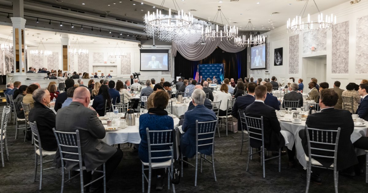 Economic Club of MN tweet media