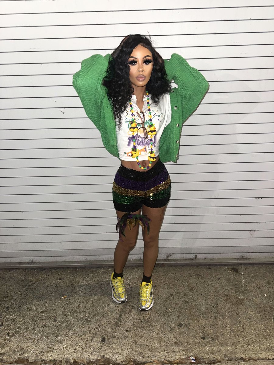 beforbritney's tweet image. not a regular Tuesday.⚜️ #MardiGras