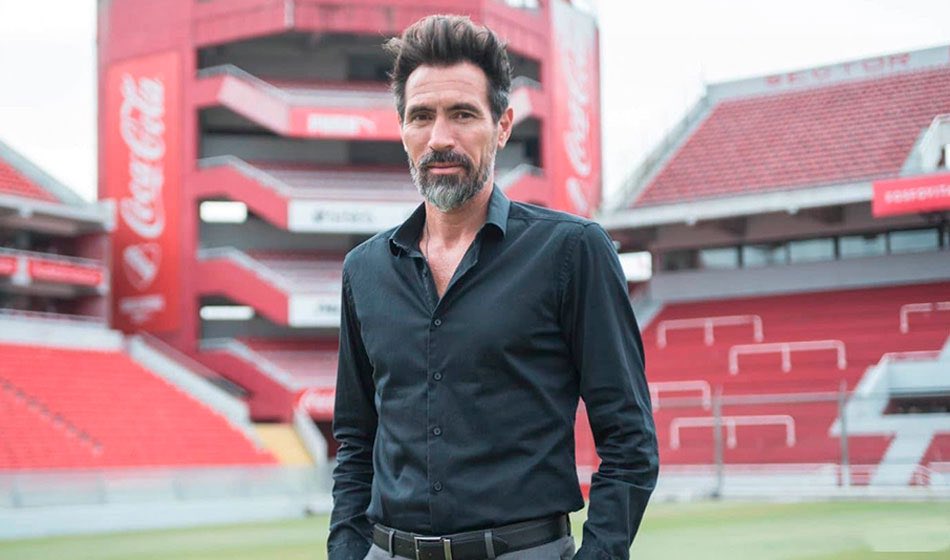 ColunaDoCAM's tweet image. Galo está próximo de anunciar a contratação do técnico Eduardo Dominguez, do Estudiantes de La Plata.

O técnico manisfestou ao clube argentino o desejo de treinar o Galo, negociação está bem encaminhada.

🗞️ @geglobo 
📸 Reprodução