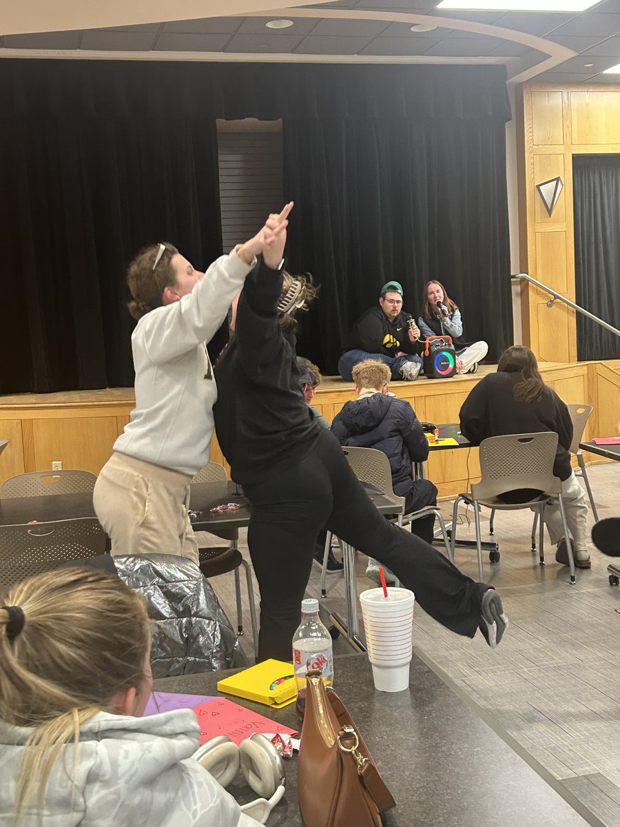 UI REACH Program - Your Future is within REACH tweet media