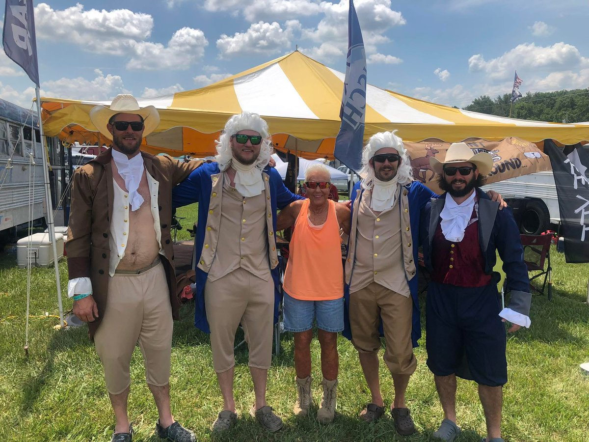 CC Exchange Gates tweet media