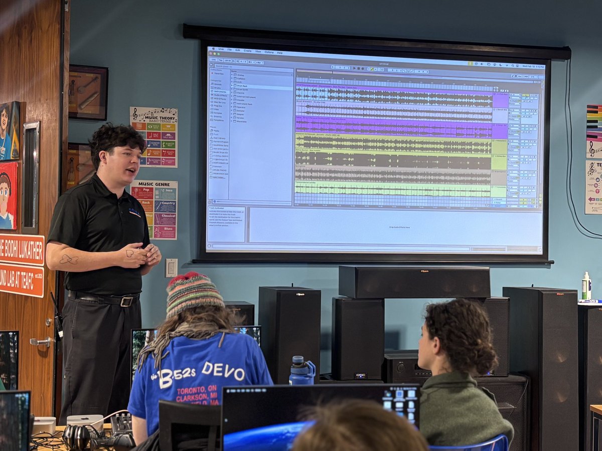 Ed Asner Family Center tweet media