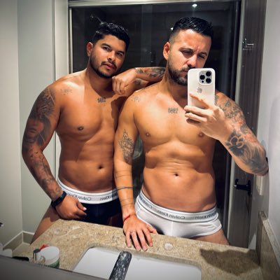 Carlos Y David HOT 🔥🔥😈 tweet media