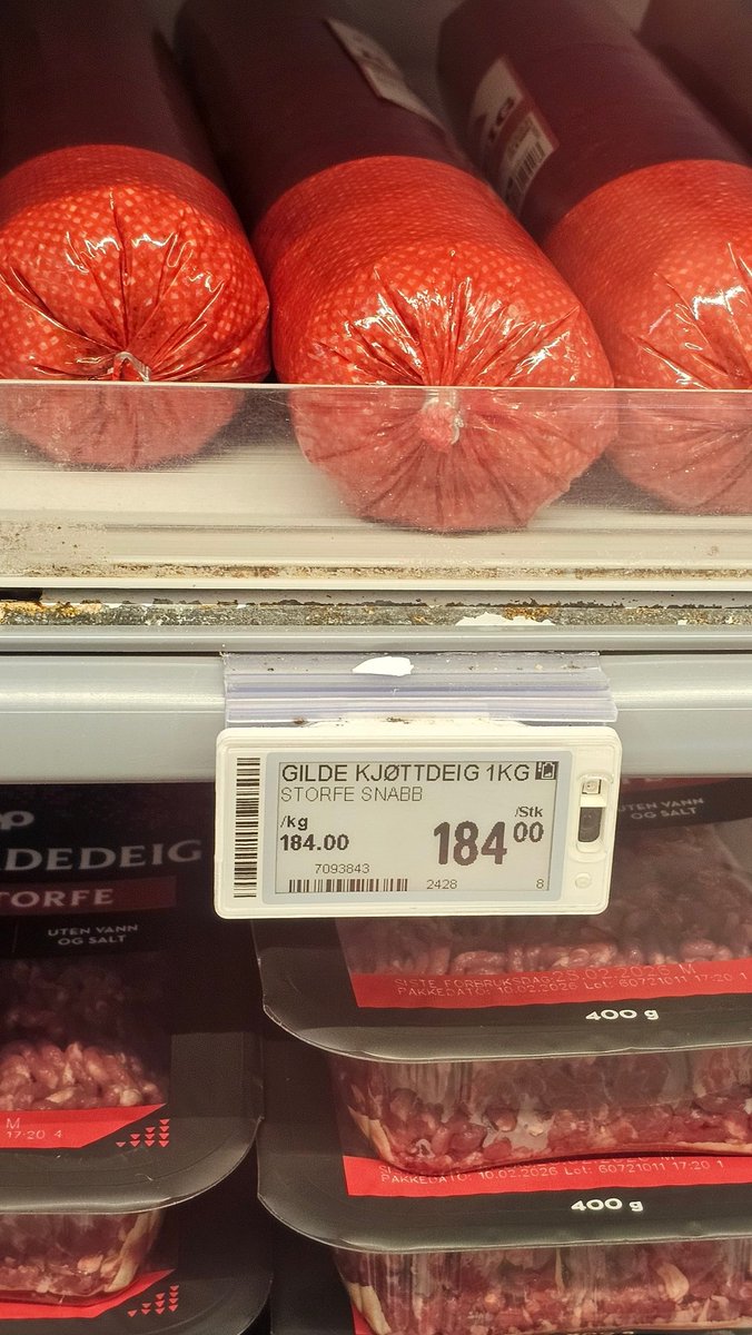 Crypteeeq's tweet photo. @sindrewino Aner ikke, men fikk bakoversveis da jeg så prisen på denne... https://t.co/mddWWSHXQt