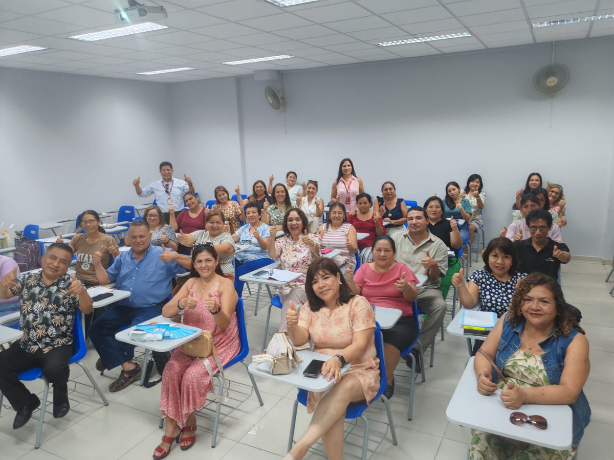 Ugel4's tweet photo. Un gran número de directores y subdirectores de instituciones educativas públicas participó en el Segundo Taller de Liderazgo Estratégico organizado por la UGEL 04, a través de AGEBRE, como parte del Plan de Fortalecimiento Profesional 2026. https://t.co/WXVSnTup9v