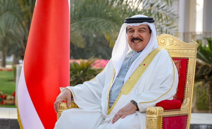 BasmaMubarak5's tweet photo. مشاركة البحرين في مجلس السلام تأكيدا على رؤية البحرين الثاقبة نحو احلال السلام الدائم في المنطقة والعالم https://t.co/rvnrLSysJG