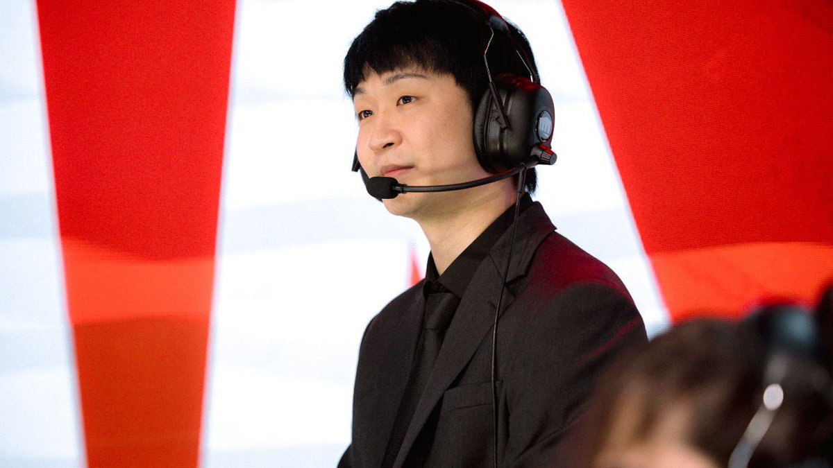 🇧🇷 Jean Mago diz que foi meio que humilhado por 🇰🇷 Raise em treino contra a LOS:

"Ele estava falando um negócio que envolvia jungle e botlane, não tinha nada a ver comigo...

[...] Ai ele disse: por qual motivo você nunca entende o que eu falo? Ai ele perguntou de forma irônica