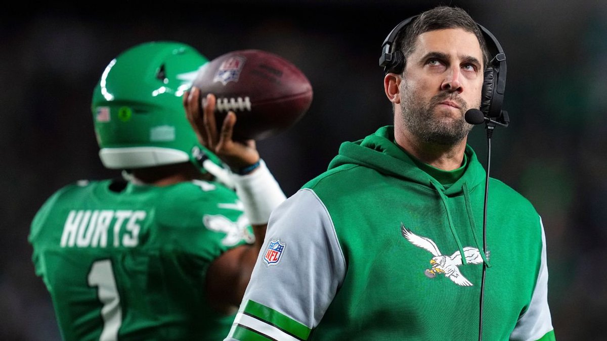 SleeperNFL's tweet photo. A.J. Brown on former HC Mike Vrabel:

“He holds every single player accountable from top to bottom… I don’t care who it is. That’s who he is.

Nobody’s bigger than the team. Nobody’s bigger than the program. You have to respect it.”

Hmm. 🧐 (via @DudesOnDudesPod) https://t.co/OdHEQ3woh1