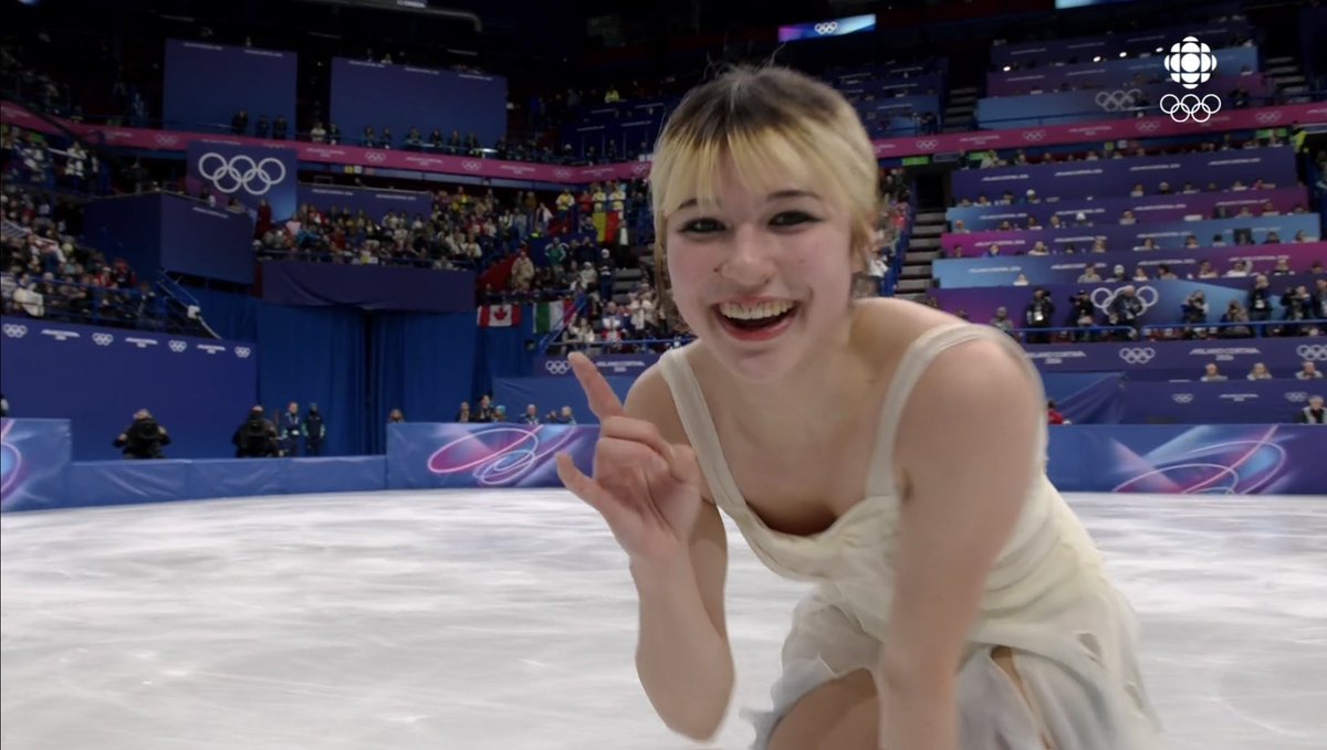 imalittlechef2's tweet photo. "That's what Im fucking talking about" Alysa Liu on national television after performing a gold medal worthy skate!!! Amen everybody 🥰🤩🥰🤩 https://t.co/SU9x14pfRa
