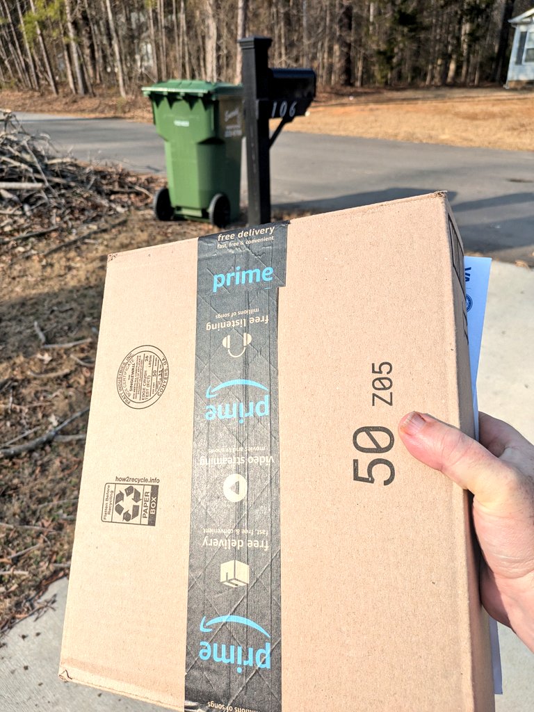 BrianLSimmons1's tweet image. @MarkGreaneyBook's The Hard Line arrived in the mail today. His books are consistently excellent. I can't wait to dive in!