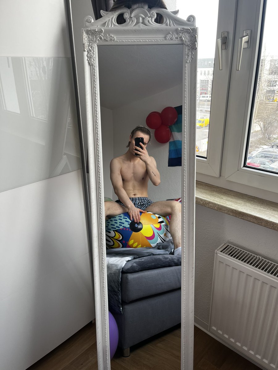inflatable_boy tweet media