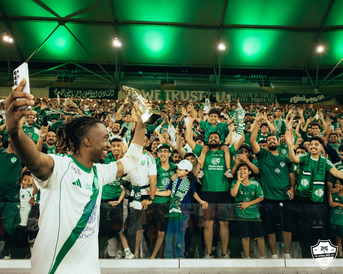 أتانجانا.. رجل مباراتنا الليلة ✨🔝

#الأهلي_النجمة | #دوري_روشن_السعودي | #جولة_يوم_التأسيس