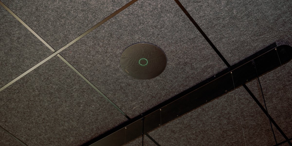 logicav's tweet photo. What makes a great conference room?

• Clear audio, no noise
• Cameras that track the conversation
• One-touch start
• Seamless room scheduling

That’s what we delivered here. Intuitive, tech-forward, and built to keep teams moving. https://t.co/D1jDm3Bu1S