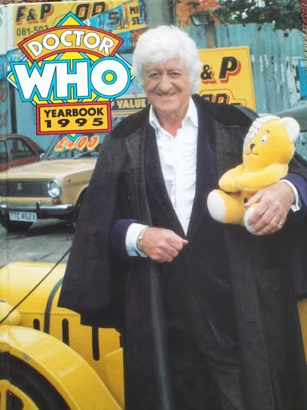 dalekdecimus's tweet photo. I now have all the Dr Who books/comics that I originally had back between 1993-1995.  I believe the beautiful Movie Dalek was built by Julian Vince and it was this book that prompted me to contact him 31 years ago about building a Dalek. By 1995 my interests changed. https://t.co/BoQGxf2uP5