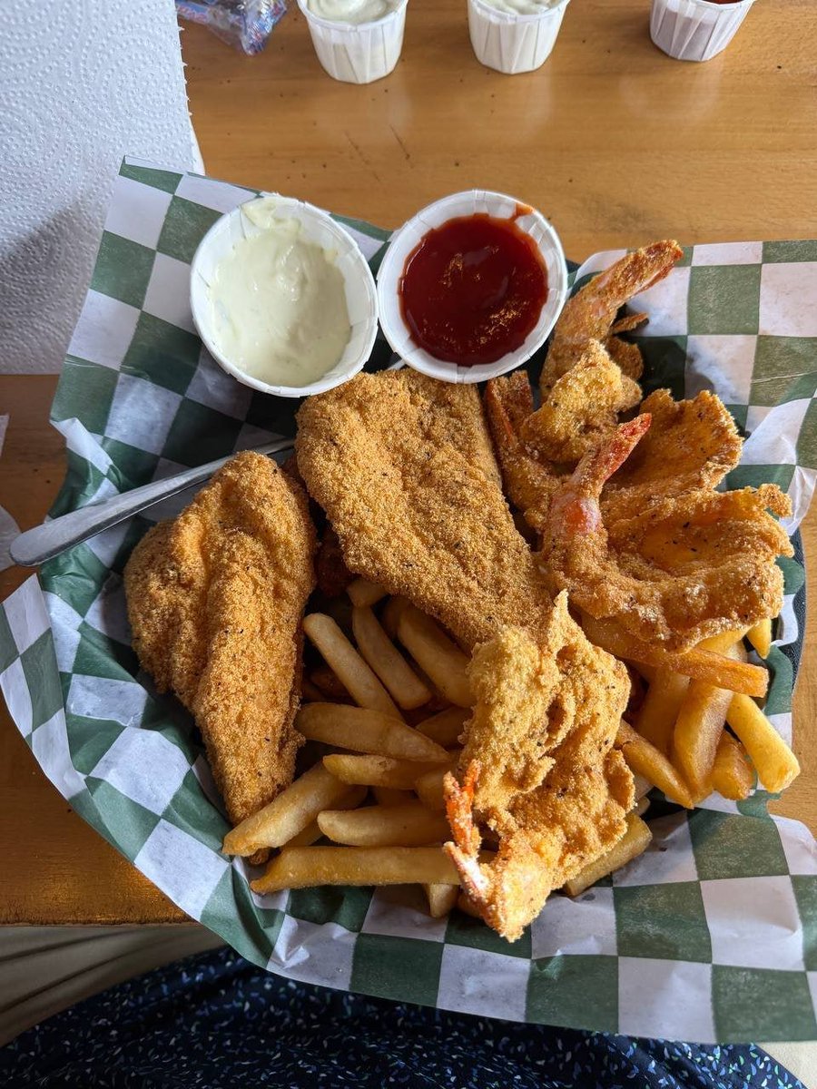 milly4lrech's tweet photo. Lunch https://t.co/T1fAGj5GL6