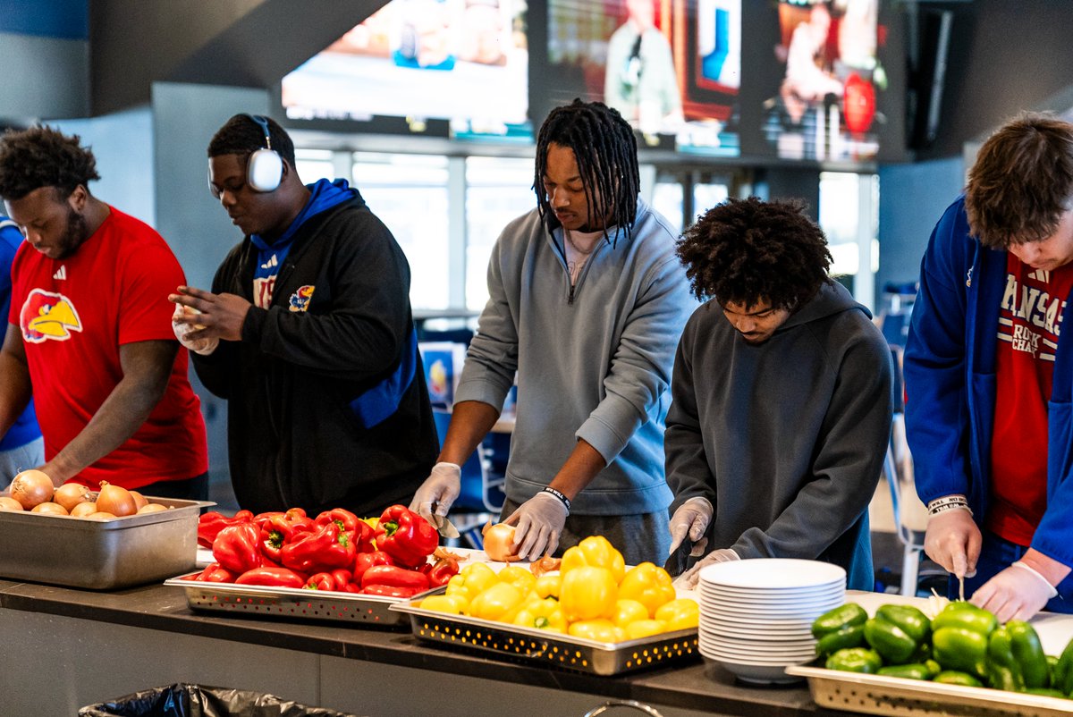 Kansas Football tweet media