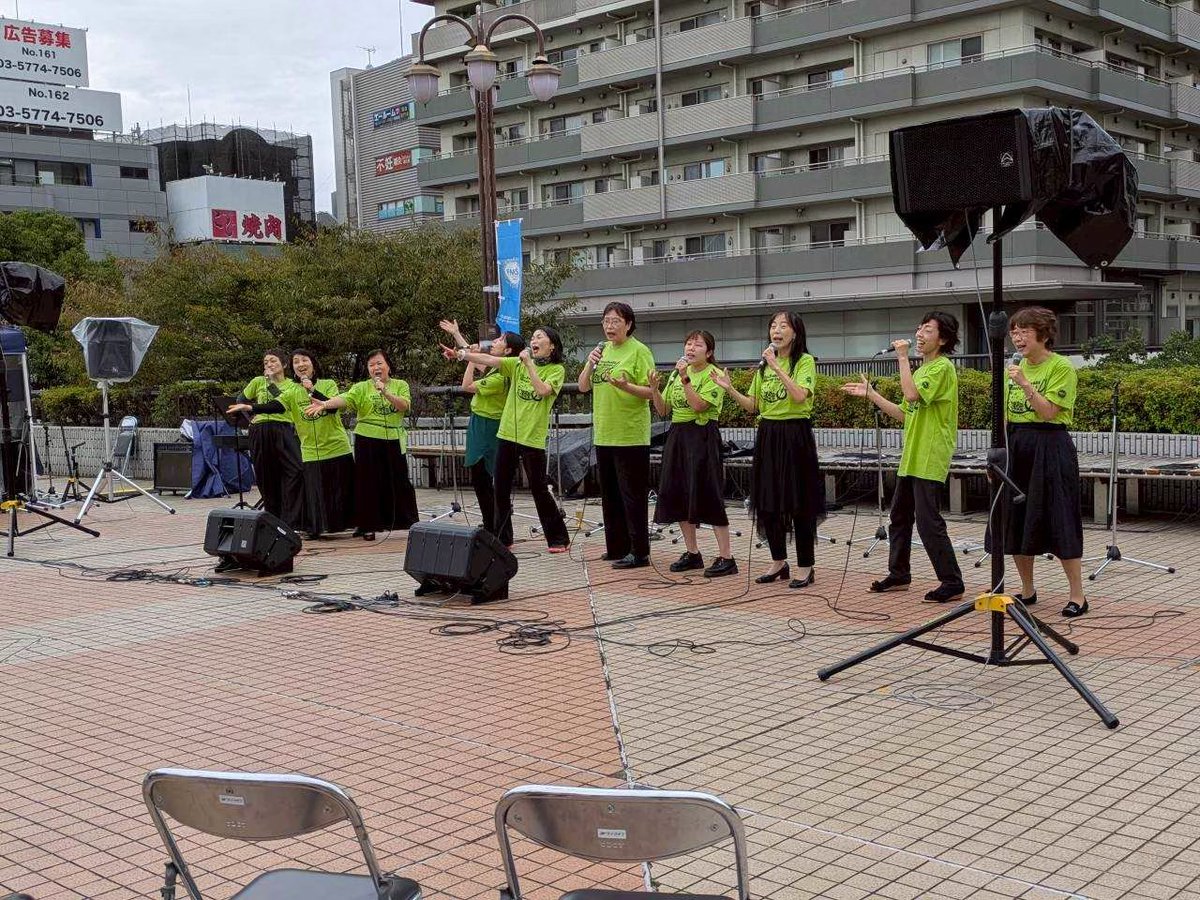 funabashi_ms's tweet photo. **第12回ふなばしミュージックストリート開催！**
ライブパフォーマンス振り返り投稿🎤

10/19(日) 船橋駅北口おまつり広場

◇Abiko Rejoice Gospel Choir◆

#FMS12th振り返り #繋がろうミュージックパワー
#船橋 #音楽 #ふなばしミュージックストリート #音楽でまちを元気に https://t.co/lsSCXj7yEv