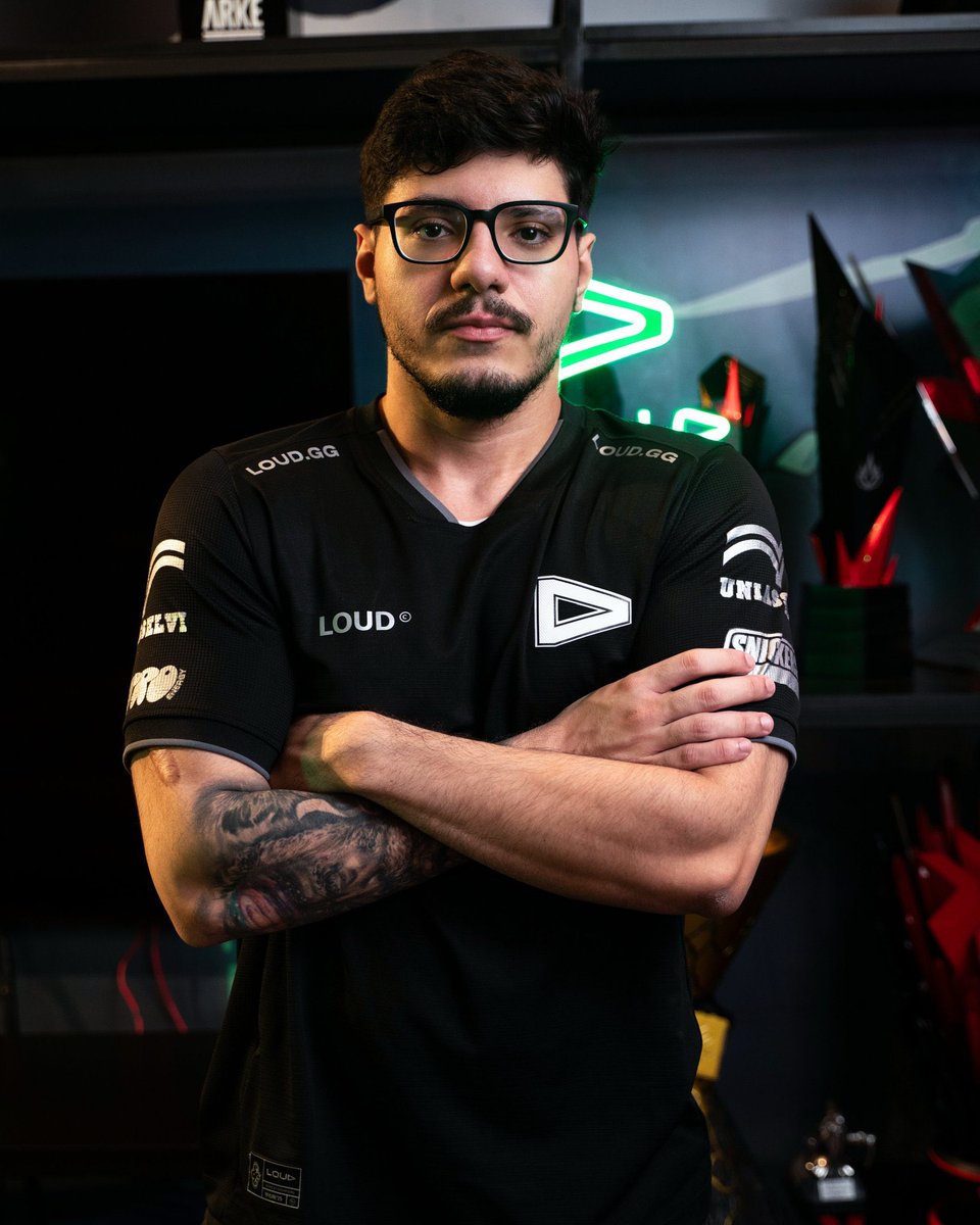 OFICIAL. 🚨

LOUD acaba de anunciar Envy como novo midlaner da organização.

Ele estreia contra a RED Canids neste sábado, em jogo válido pela final da chave superior da Copa CBLOL.