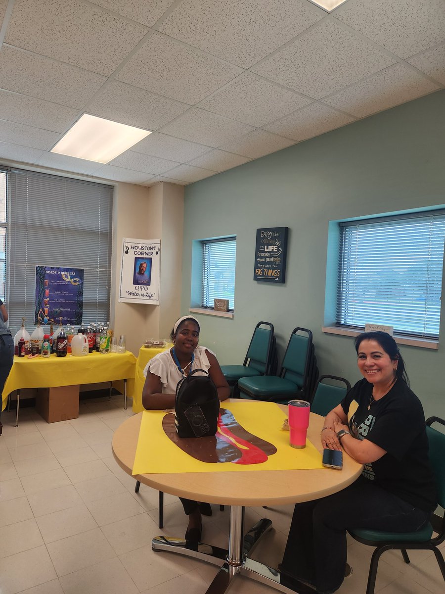 Lewis Elementary tweet media
