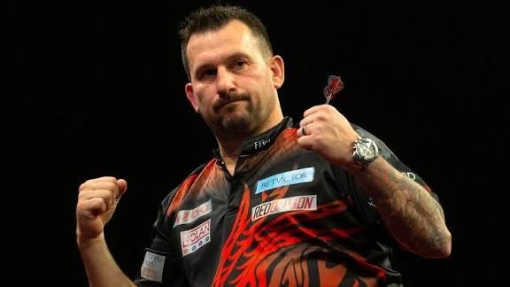 🏴󠁧󠁢󠁷󠁬󠁳󠁿 Clayton EN FEU ! 

Victoire écrasante 6-1 sur Littler ! 

Direction la finale pour The Ferret où il va retrouver Van Veen. 

De son côté Littler ressort tout de même de la soirée avec 2 pts grace à l’abandon de MvG en 1/4 de finale. 

#lequipeFLECHETTES