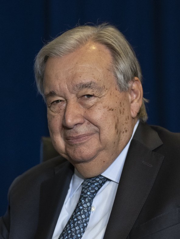 Guterres advirtió que el futuro del #océano −y con él el de la humanidad− se acerca un punto de inflexión, “más allá del cual la recuperación podría volverse imposible”.“Y seamos claros: Nos enfrentamos a una dura batalla contra un enemigo claro que se llama avaricia”.