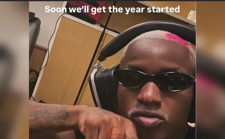 Gentleloaded's tweet photo. “Soon, we’ll get the year started” - Ruger makes announcement as he gets back into the studio 🔊🔊🔊🔥🔥🔥🚀🚀🚀💥💥💥💥💥 @rugerofficial https://t.co/at4pBf8zG5