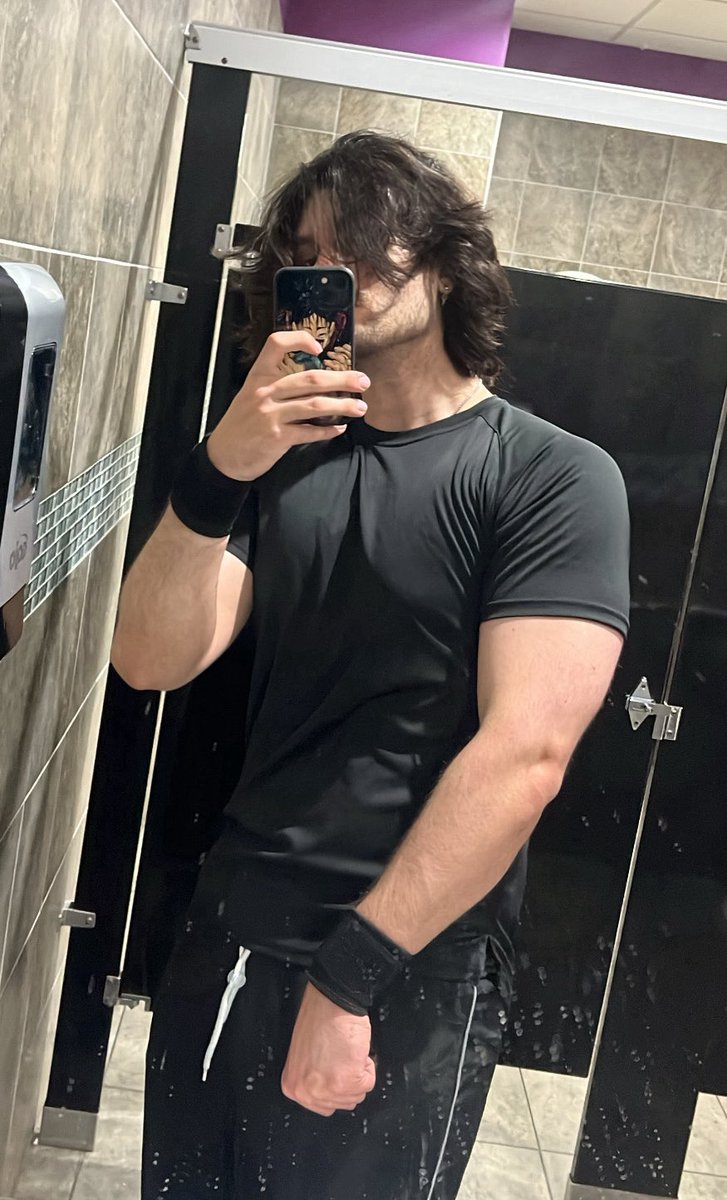 Sunny 🕸️ 【VForge】 tweet media