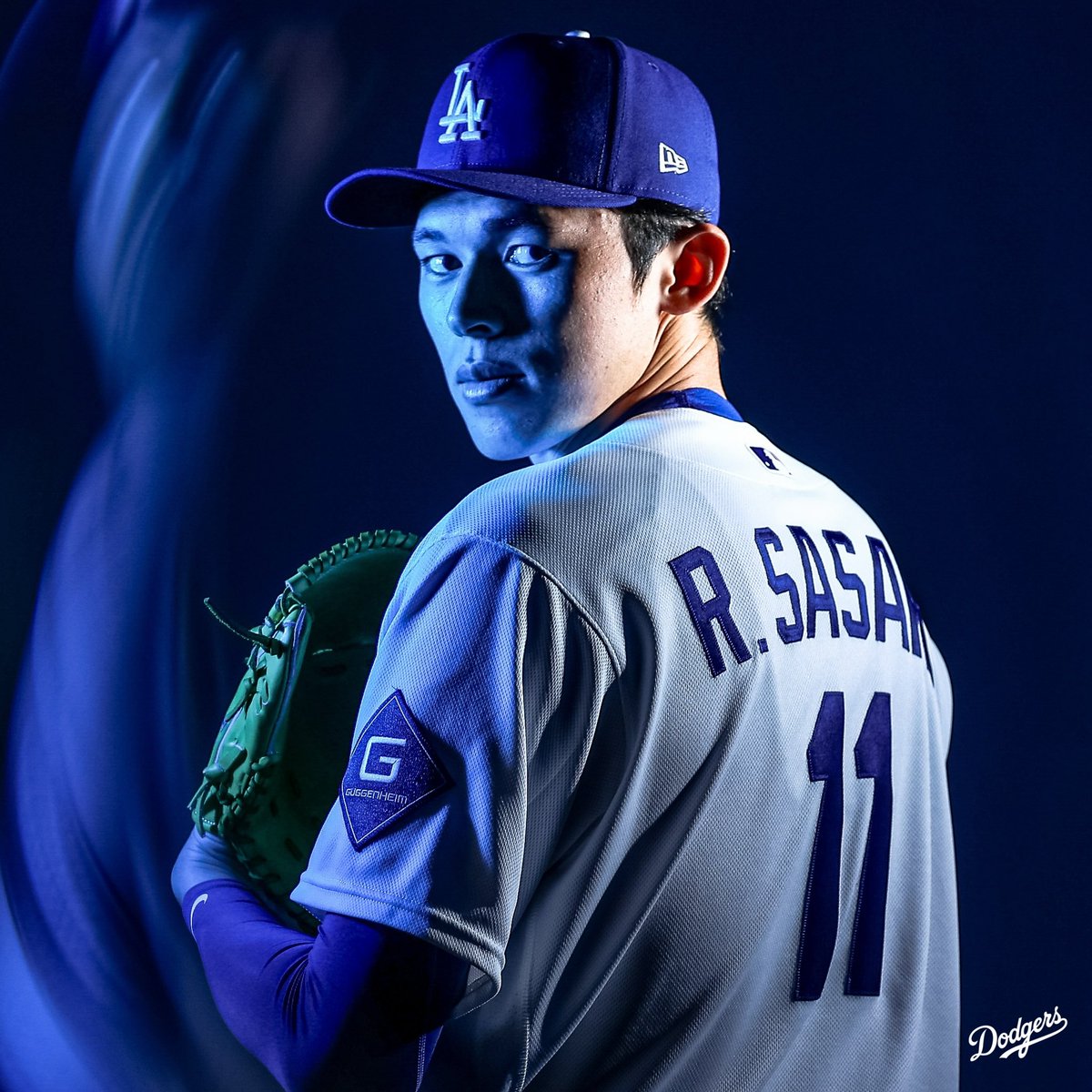 Dodgers's tweet photo. Pitchers bringing the heat. #PhotoDay https://t.co/eoT8KUIGCJ
