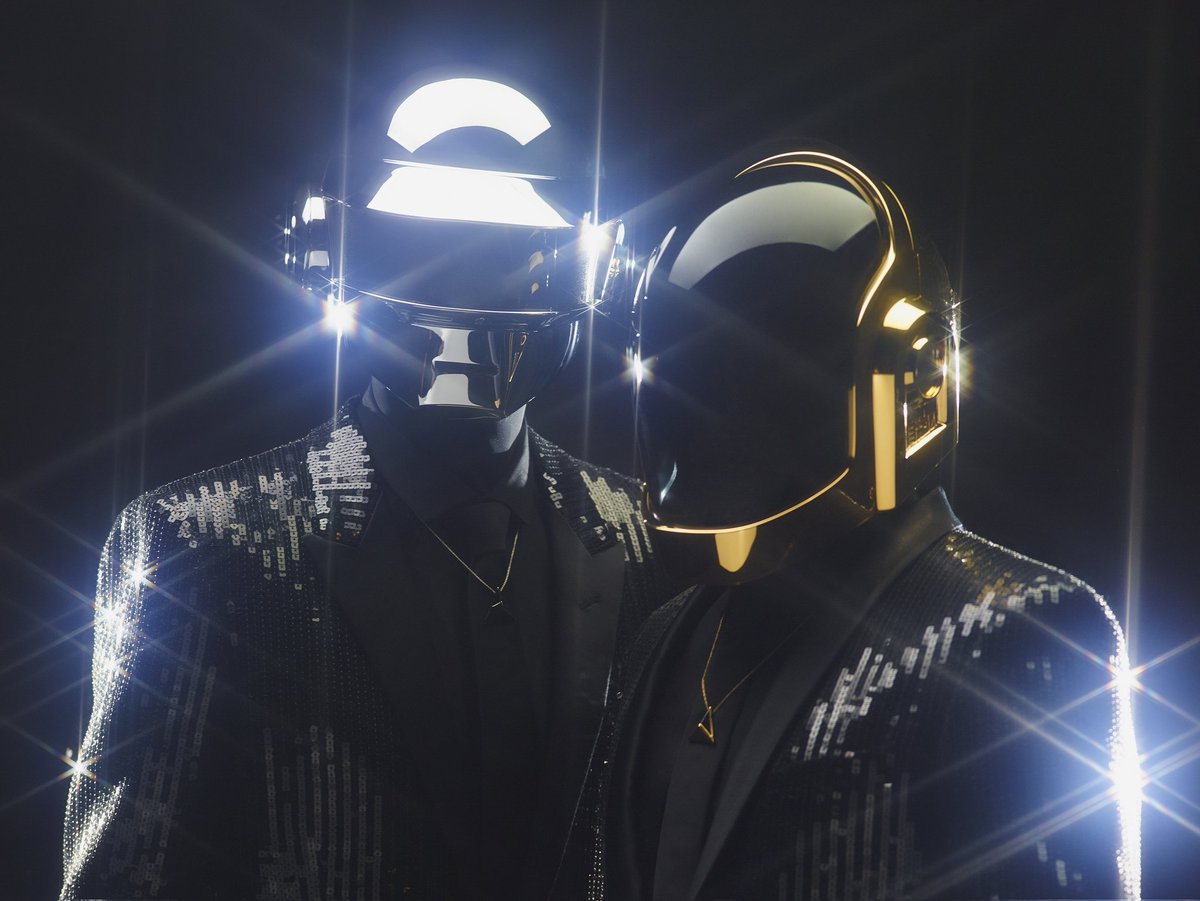 🚨ATENCIÓN🚨

Daft Punk NO adhiere al paro de colectivos.