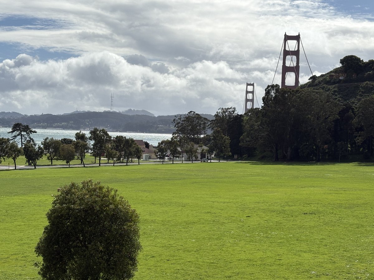 ORGrimsson's tweet image. Arriving at ⁦@ConservationOrg⁩ meeting in #SanFransisco ⁦@CavalloPoint⁩, historic old army base across the #GoldenBridge. Quite a change from ⁦@MunSecConf⁩ and all the armed security there.