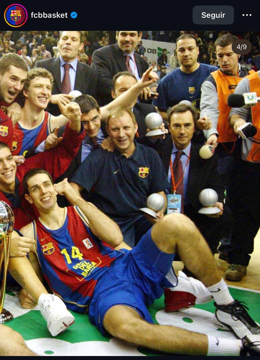 14RodDeLaFuente's tweet photo. Hoy empieza la Copa en Valencia y no puedo evitar sonreír recordando 2003. Aquel título fue solo el principio de algo muy grande. 🏆 #CopaACB #Baloncesto #ACB #Basket #Recuerdos #Historia https://t.co/Fs4YKhc1Bl