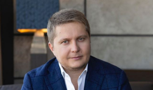 Корупція у Фонді держмайна: чотирьох осіб підозрюють у відмиванні 300 млн "ще тих" гривень через іноземні активи. НАБУ і САП повідомили про нові підозри у межах розслідування діяльності злочинної організації, яку очолював колишній голова ФДМУ (Андрій Гмирін, креатура ОП).