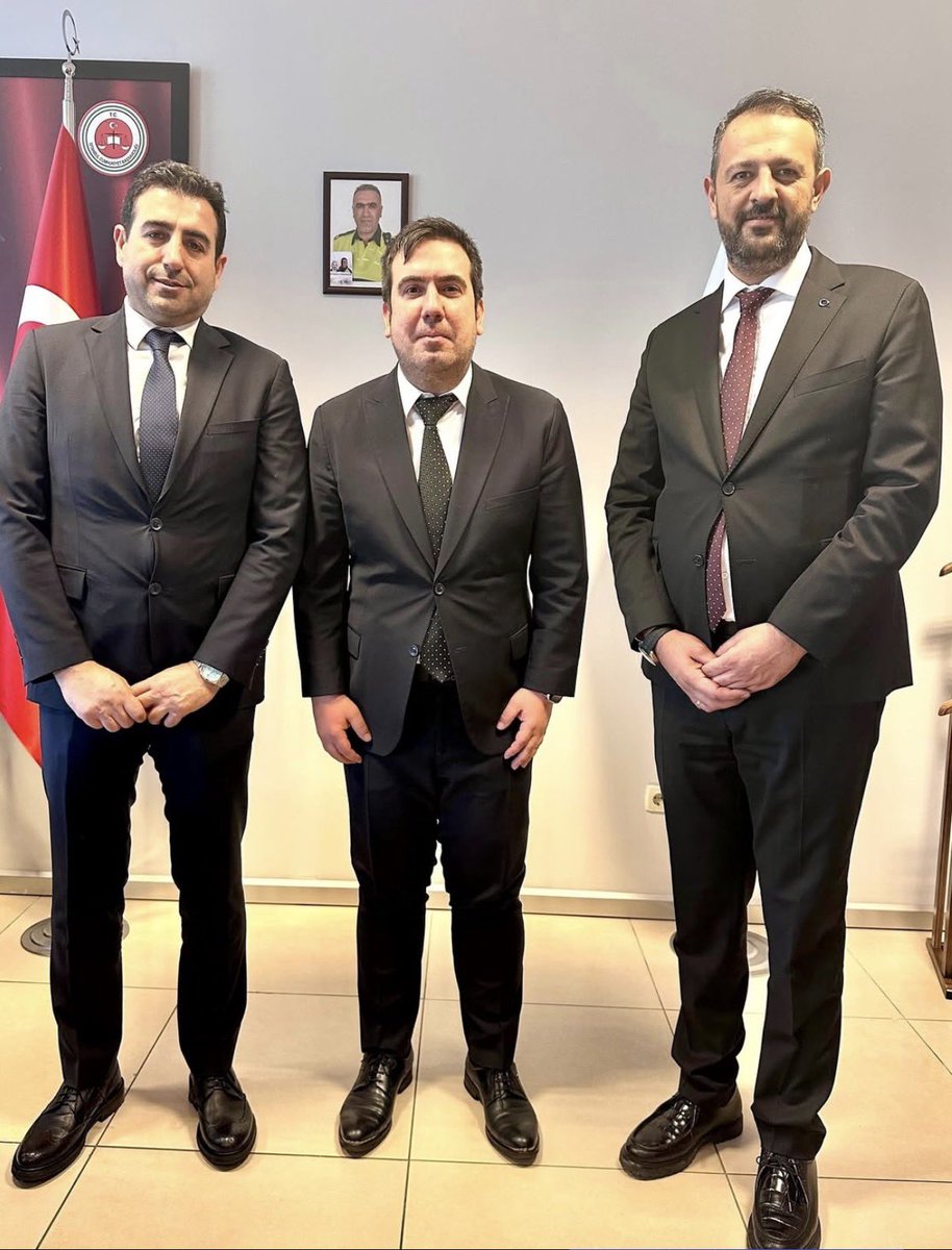 Adalet Bakan yardımcısı Can Tuncay ; 

FETÖ ile mücadelenin sembol isimlerindendi. 

DHKP-C, PKK ve FETÖ’ye yönelik görev yaptığı İstanbul ve İzmir Cumhuriyet Başsavcılıkları’nda çok önemli operasyonlara imza attı. 

İzmir’de birlikte görev yaparken hain saldırıda şehit olan